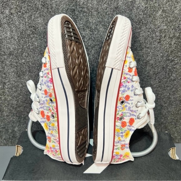 Converse All Star Canvas "Flower Field" Low Top Shoe Women's Size 6 - Picture 8 of 13